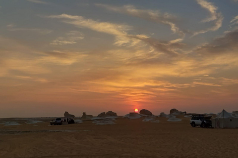 PAKKET 6 DAGEN NAAR FAYOUM OASIS, WITTE WOESTIJN & BAHARIYA OASIS