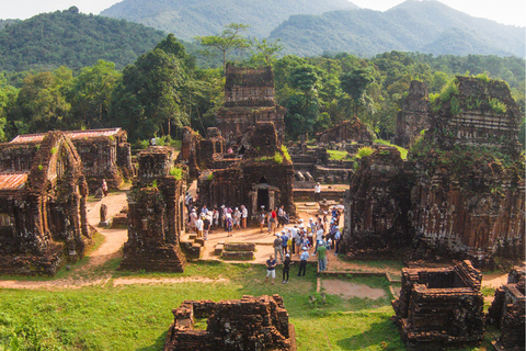 دا نانغ: جولة إرشادية في محمية ماي سون مع وجبة غداء ورحلة بالقاربShared Tour – Pick-up Hoi An