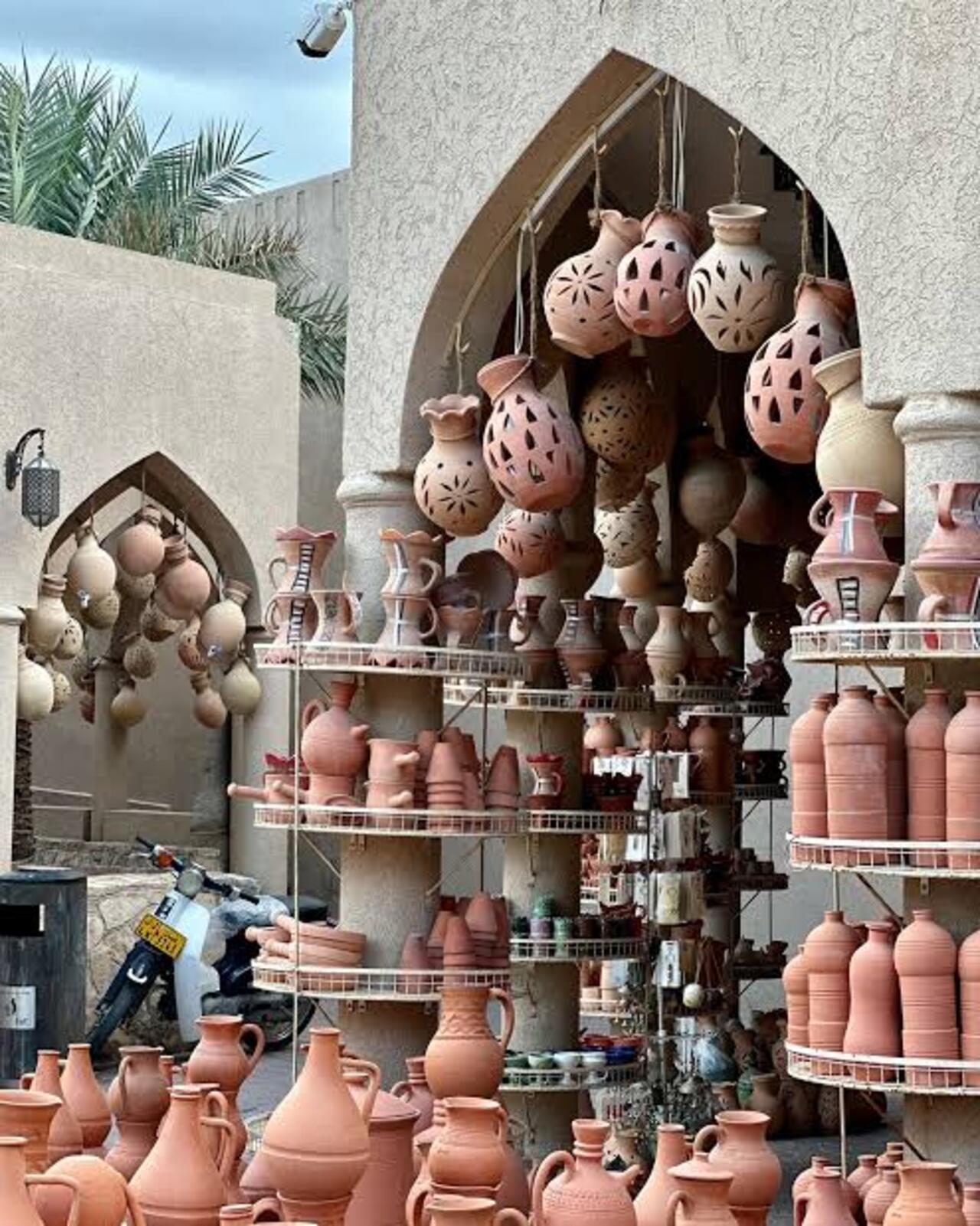 Oman: Tour zum Fort von Nizwa, zum Souk und zu den Dörfern