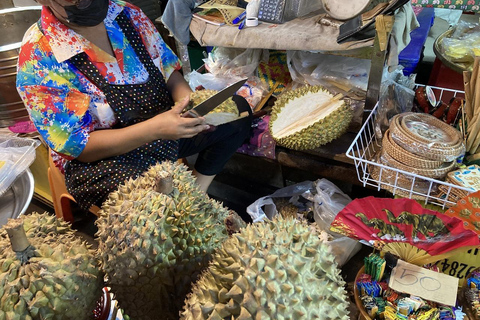 Damnoen Saduak & Maeklong Railway Market Tour