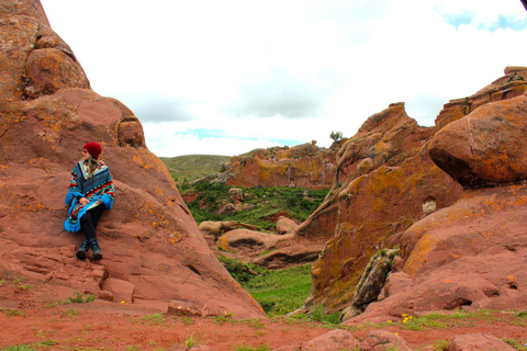 Puno: Aymara Route Guided Tour with Virtual Reality