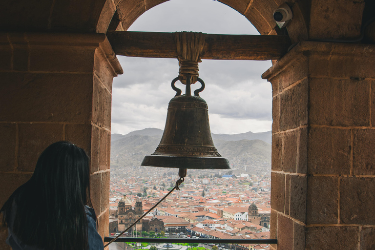 Cusco: Guided City Walking Tour with Photoshoot + dron video