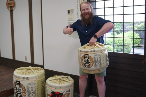 Visite de brasseries de saké japonaises à Kyoto Fushimi