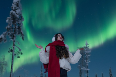 Rovaniemi: 5-star Northern Lights Tour + Pro Photos & Videos Aurora Hunting Photo Tour - another best seller ♥︎♥︎♥︎♥︎♥︎