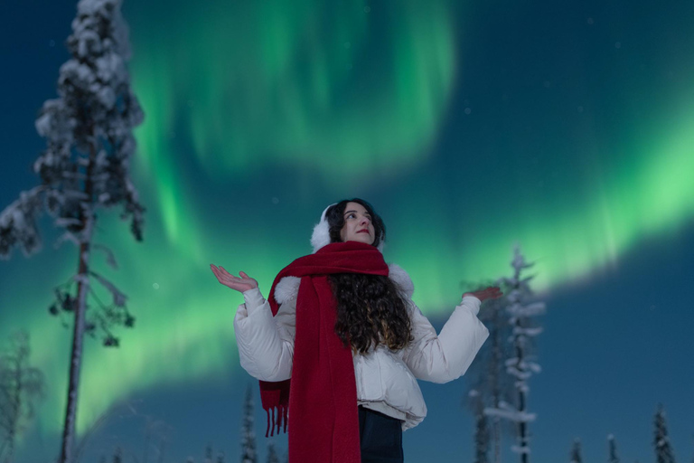 Rovaniemi: 5-star Northern Lights Tour + Pro Photos & Videos Aurora Hunting Photo Tour - another best seller ♥︎♥︎♥︎♥︎♥︎