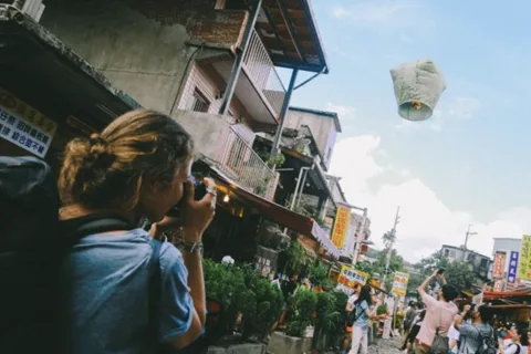 Taipei : Jiufen, chute d'eau de Shifen et visite des lanternes du ciel de Pingxi