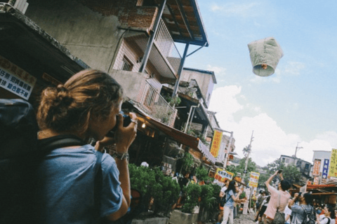 Visite privée : Jiufen, chute d&#039;eau de Shifen et lanterne céleste de Pingxi