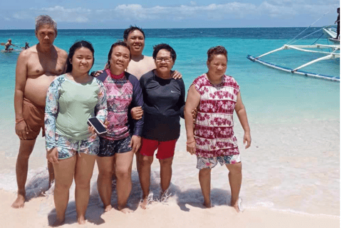 Boracay: Inselhopping in der Gruppe mit Mittagessen und Crystal