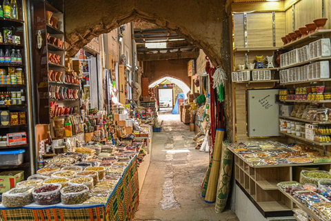 Från Muscat: Nizwa, Birkat Al Mouz, Oman Across Ages Museum