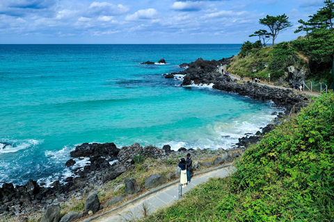 Jeju : visite d&#039;une journée avec Hanbok, Hallasan, Camellia et Jjimjilbang