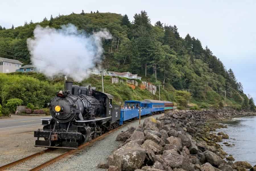 Oregon Küste: Ausflug mit der Scenic Railroad entlang der Küstenlinie. Foto: GetYourGuide