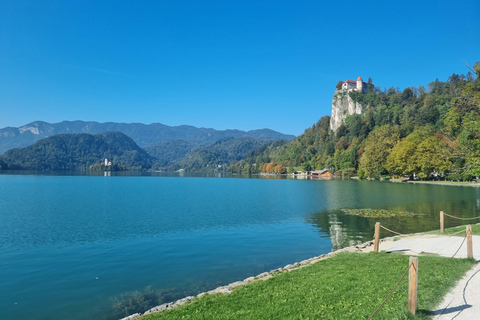 Depuis Zagreb : Excursion d'une journée à Bled et Ljubljana