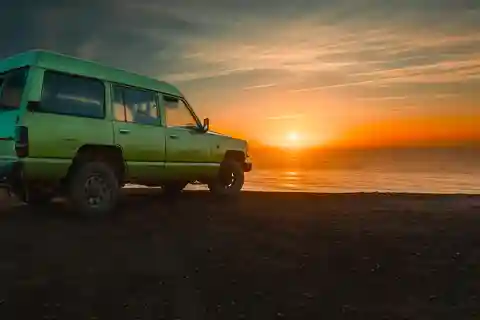 Demi-journée de safari en jeep au coucher du soleil avec vin portugais