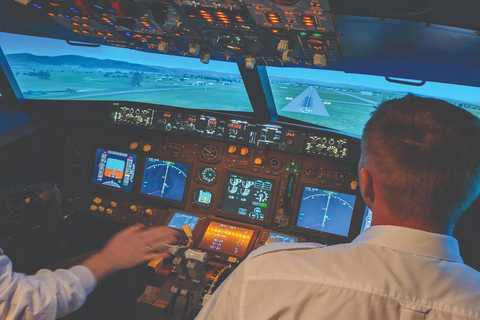 Adelaide: VIP Boeing 737 Flight Simulator Experience Half Day Flight Simulator Experience based on the Boeing 737