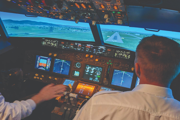 Adelaide: VIP Boeing 737 Flight Simulator Experience Half Day Flight Simulator Experience based on the Boeing 737