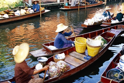 Bangkok: Amphawa Floating & Train Market Tour with Boat Ride Amphawa Floating & Train Market Tour with Guide & Boat Ride