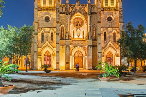 San Antonio: City Lights Night Tour by Trolley