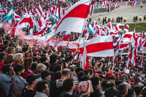 Buenos Aires: Se en River Plate-match med transport och lokal