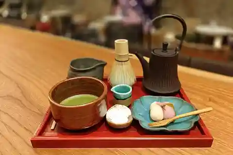 Ginza Tokio: Snadná zkušenost s matcha (zelený čaj)