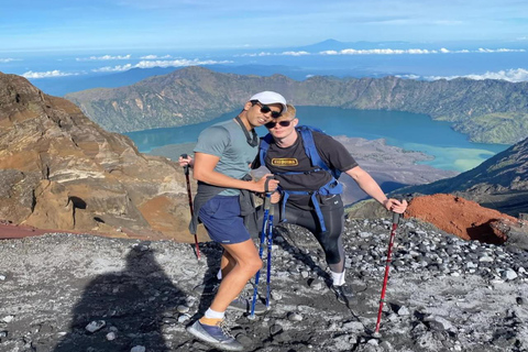 Góra Rinjani: 3D-2N Szczyt, Pływanie w Jeziorze i Gorące Źródła