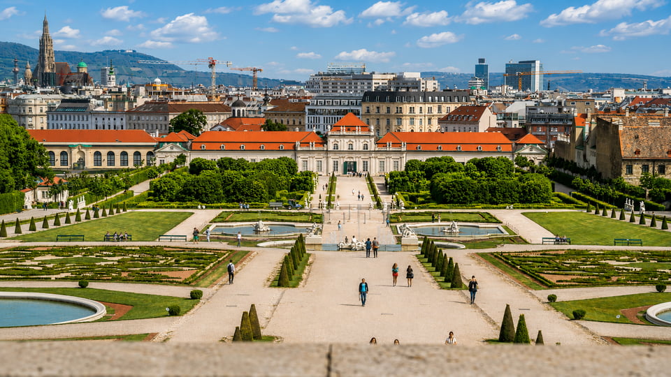 From Budapest: Vienna - Bratislava One Day Trip with a Guide