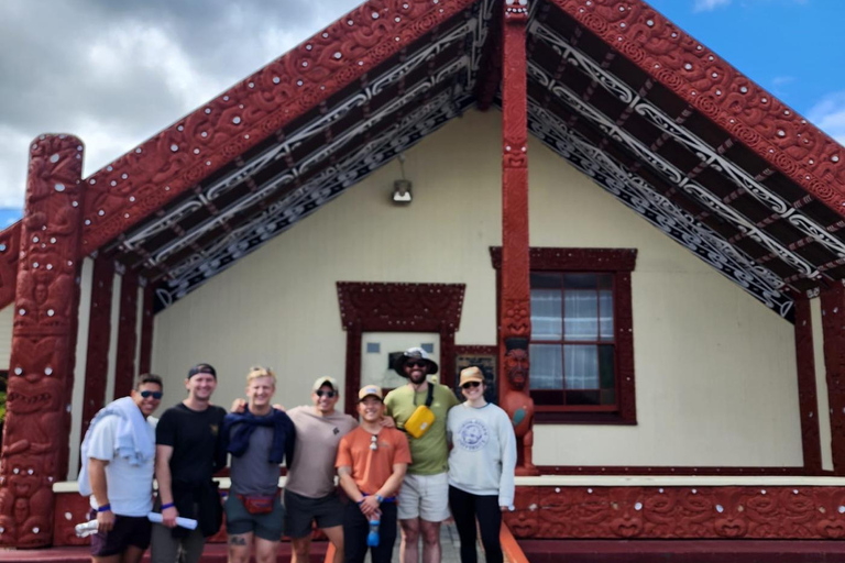 Auckland: Rotorua Living Maori Village Tour w/ Haka & Lunch