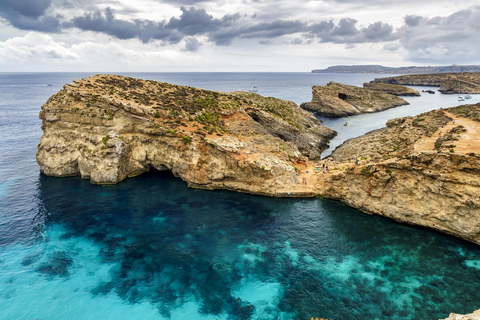 Da St. Julian&#039;s: Viaggio a Comino e alla Laguna Blu in motoscafoPartenza alle 18:30