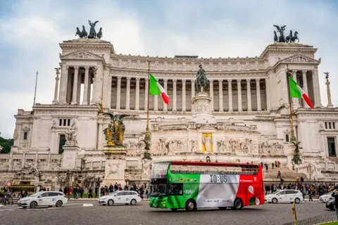Rome: Hop-on Hop-off Bus tour + Pantheon Entry