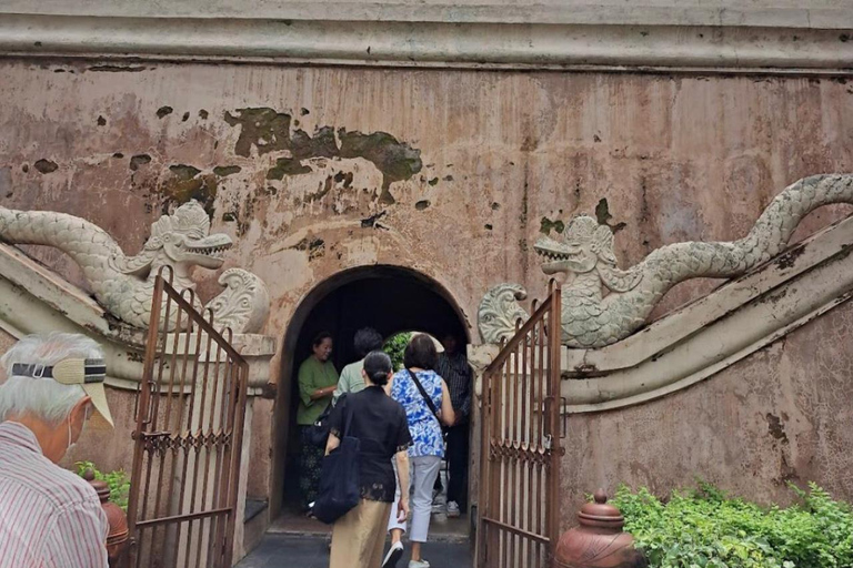 Yogyakarta: tour di 2 giorni a Borobudur, Merapi, Prambanan e al palazzo