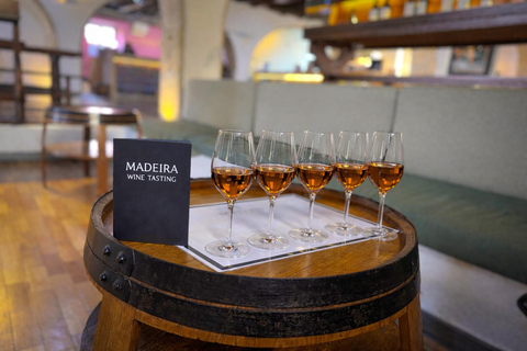 Funchal: Tuk-Tuk Tour with Madeira Wine and Honey Cake