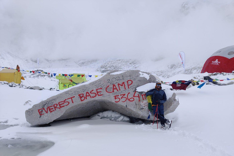 14 DÍAS CAMPAMENTO BASE EVEREST - POLÍTICA DE NO PROPINAS