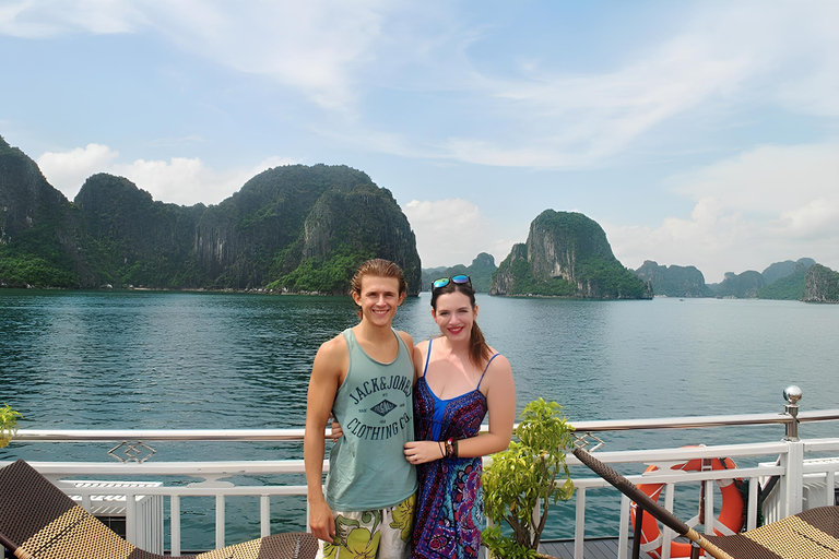 Hanoi : Best 5-Star Ha Long 1 Day Tour avec transfert en limousineVisite de Ha Long