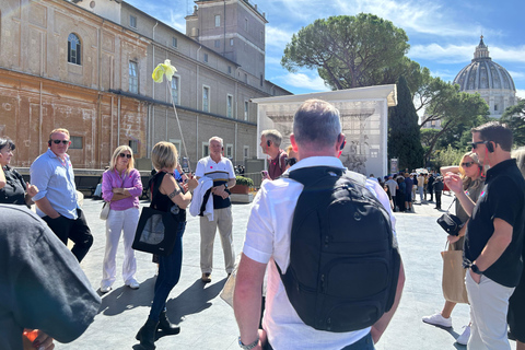 VIP Vatican Tour Sistine Chapel, St.Peter’s & Skip-the-Line Rome: Vatican Museums and Sistine Chapel Semi- Private Tour