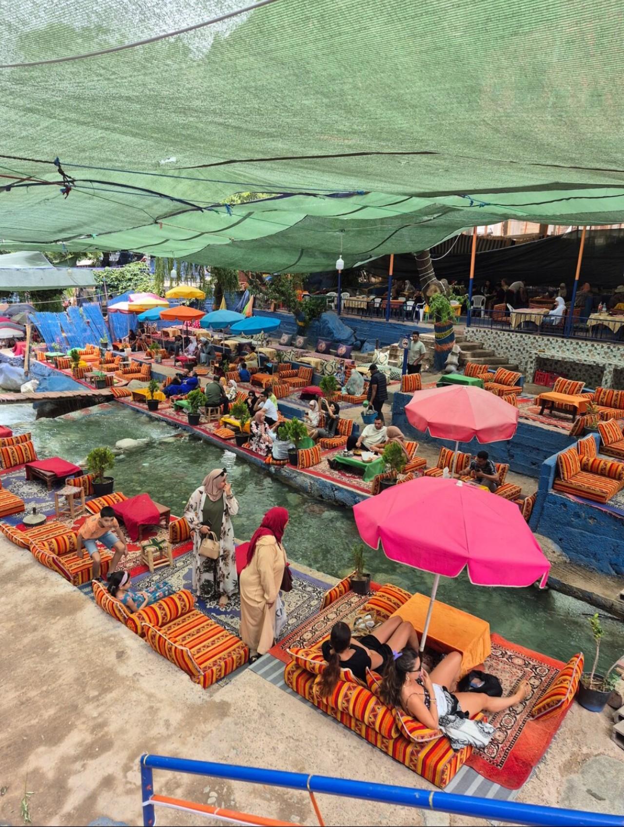 Marrakesch: Premium-Tagestour zu den Ourika-Wasserfällen mit Mittagessen