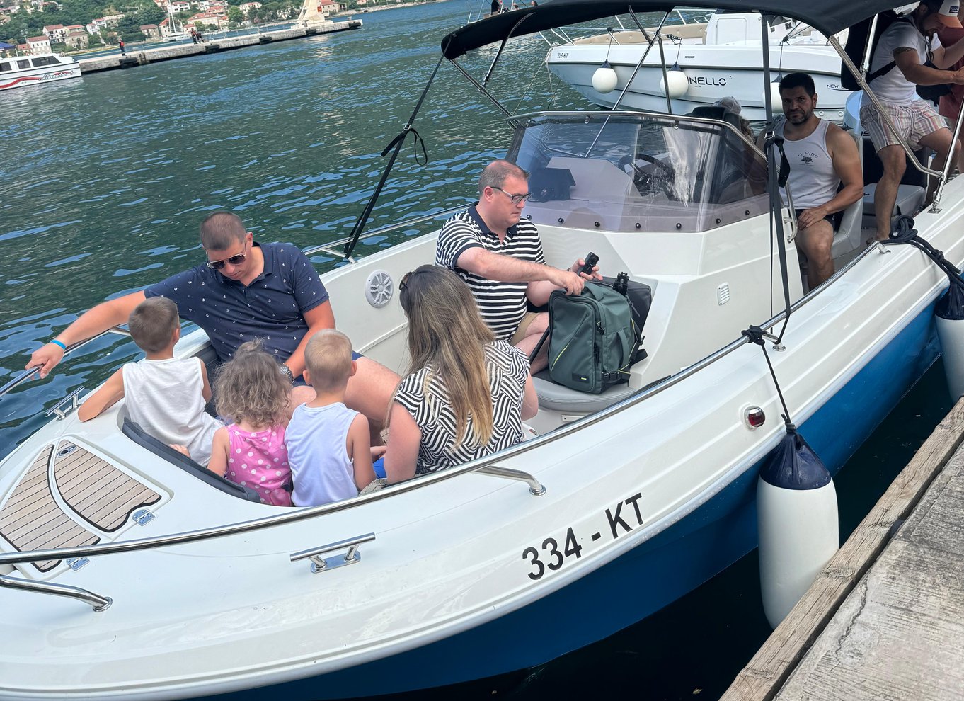 Fra Kotor: Bådtur til Perast og Lady of the Rock 1,5-2 timer