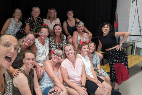 Seville: Enjoy a class of approach to flamenco