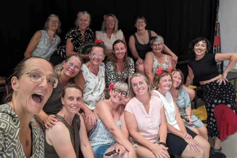 Seville: Enjoy a class of approach to flamenco