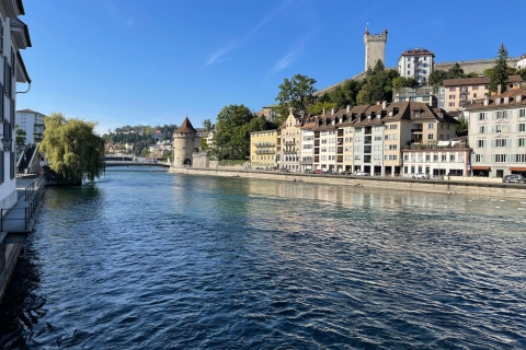 Visita privada a pie por Lucerna con guía local3h Tour Privado a Pie por Lucerna con Guía Local