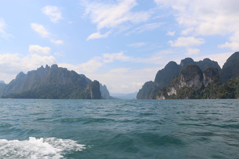 Khao Lak: Tour del lago e del fiume di Khao Sok con rafting in bambù