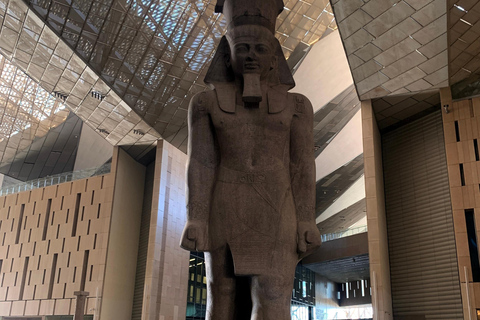 Kair: prywatna wycieczka do Wielkiego Muzeum Egipskiego i piramid w Gizie