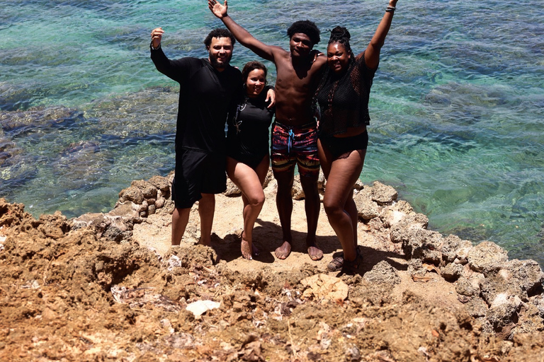 Puerto Rico: Cueva del Indio, Waterfalls, & Beach Tour