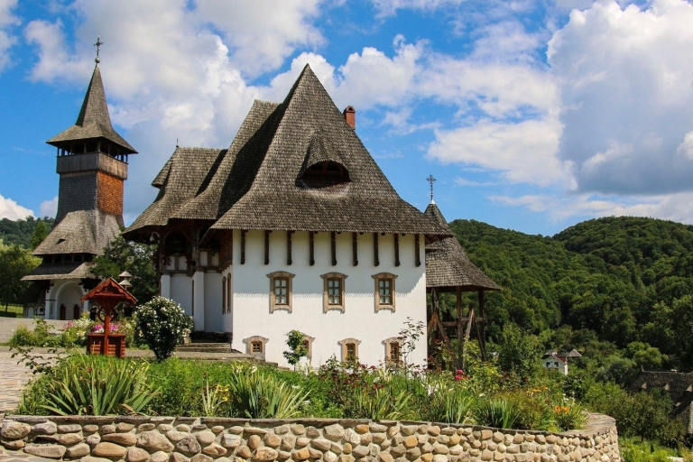 From Cluj-Napoca: 4-Day Tour Maramures, Bucovina, Transylva