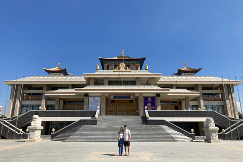 Ulaanbaatar: Private Guided City Tour with Car