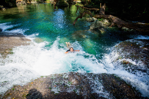 Efate: Private Customizable Island Tour