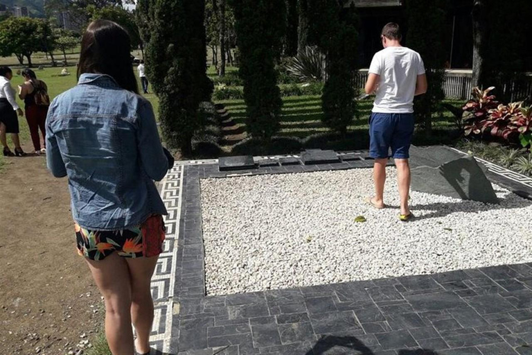 Medellín: 2 Days Pablo Escobar Tour