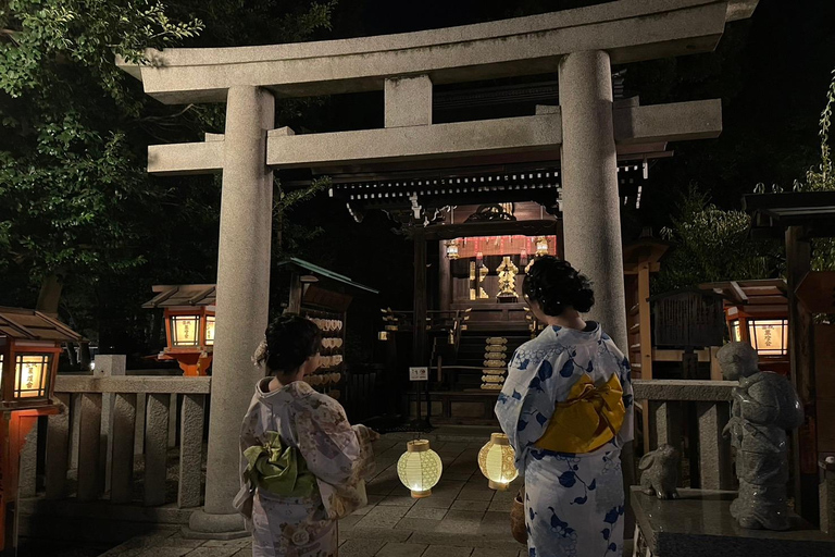 Kyoto: tour a piedi serale a Gion e nel quartiere delle geisheKyoto: tour a piedi serale di Gion e del quartiere delle geishe
