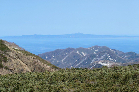 Shiretoko & Kiyosato: Five Lakes Full-Day Nature Tour