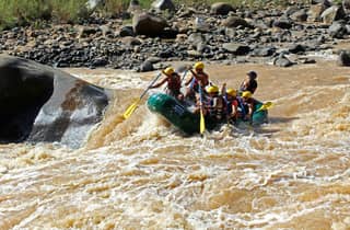 Der tschechische Fluss Sázava: Lustiges Rafting in der Natur Böhmens