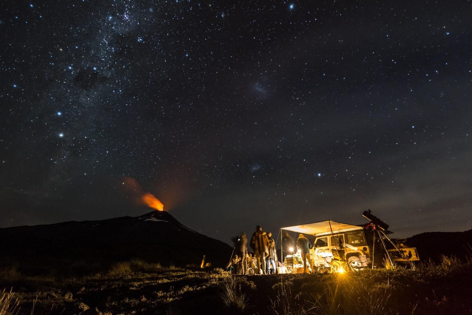 Pucón: Vulkan-Astro-Tour mit zertifiziertem Fotografen