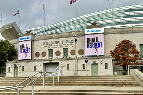 Chicago: Chicago Bears Football Game Ticket at Soldier Field End Zone